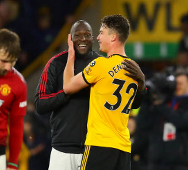 Thua trận, Lukaku vẫn cười đùa hớn hở cùng cầu thủ này - Bóng Đá