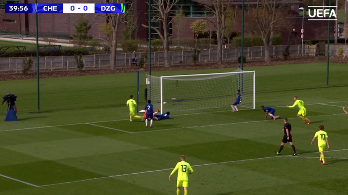 Trở về mái nhà xưa, John Terry quyết tâm 'rút ruột' Chelsea - Bóng Đá