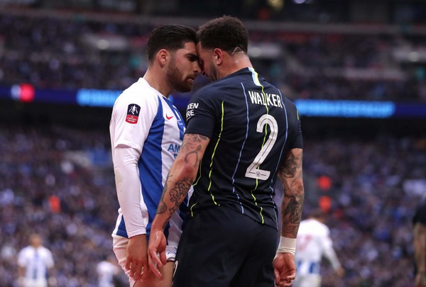 Suýt ăn thẻ đỏ nhưng đây mới là lý do Walker 'bị' Pep cho nghỉ sớm - Bóng Đá