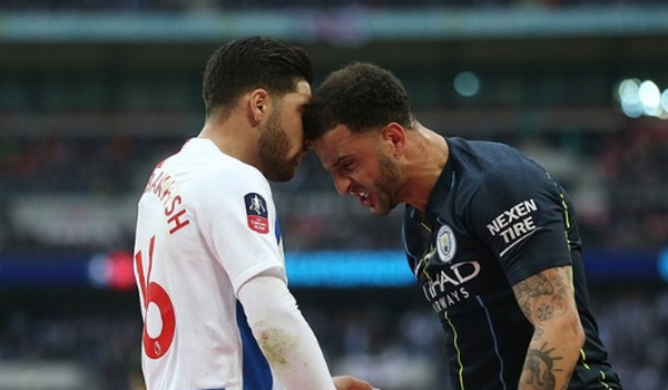 Suýt ăn thẻ đỏ nhưng đây mới là lý do Walker 'bị' Pep cho nghỉ sớm - Bóng Đá