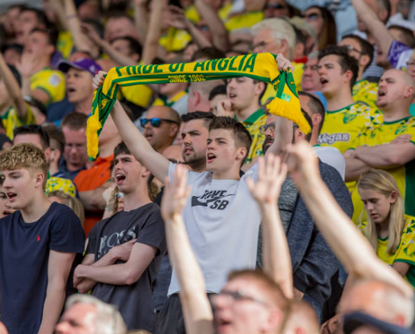 Mất điểm đáng tiếc, 'Chim Hoàng Yến' bỏ lỡ cơ hội lên hạng - Bóng Đá