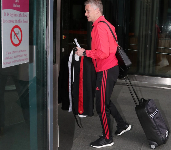 Khách sạn nhầm tên Ole Gunnar Solskjaer - Bóng Đá