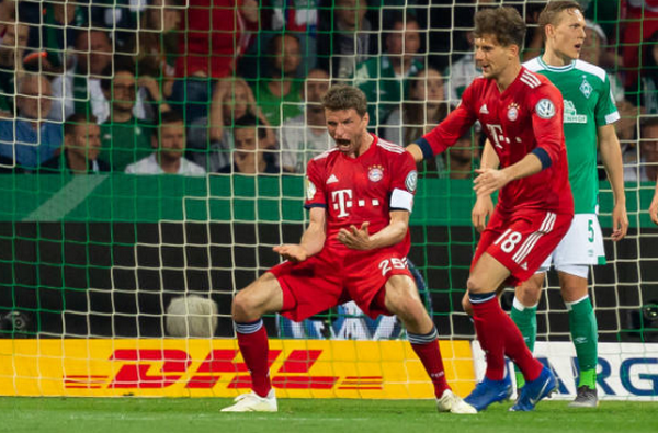 'Cầm vàng suýt để vàng rơi', Bayern nghẹt thở ghi tên vào chung kết - Bóng Đá