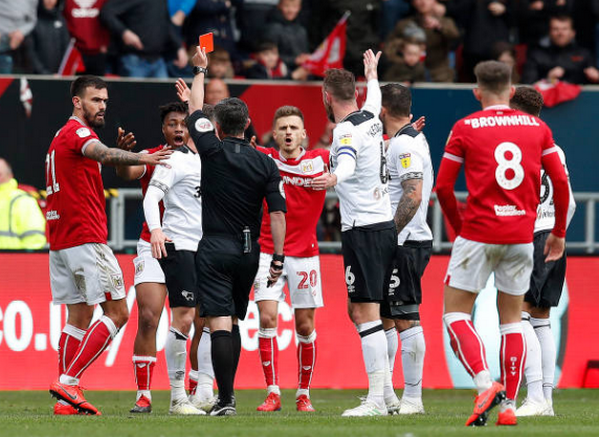 Lampard giúp sức, Terry lần thứ 2 tham dự play-off thăng hạng Premier League - Bóng Đá