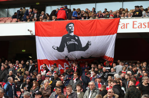 Arsenal tri ân Ramsey - Bóng Đá