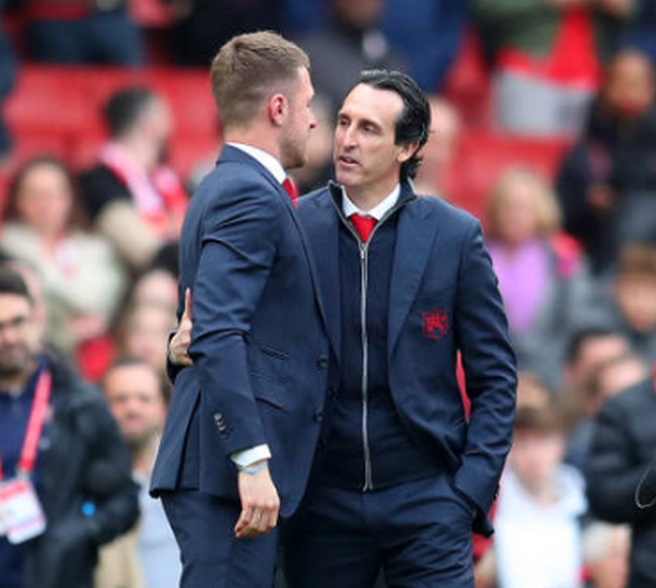 Arsenal tri ân Ramsey - Bóng Đá