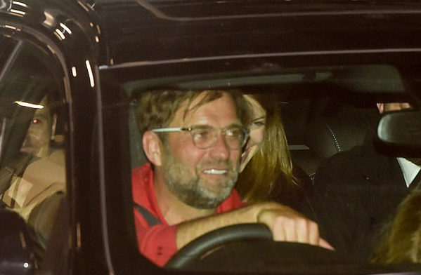 Klopp và học trò ra về thế nào sau chiến thắng lịch sử - Bóng Đá