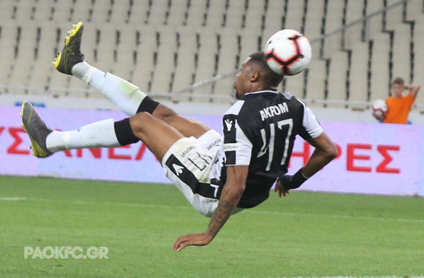 Đây! Màn nâng cúp 'tồi tệ' nhất của bóng đá Châu Âu mùa này (PAOK) - Bóng Đá