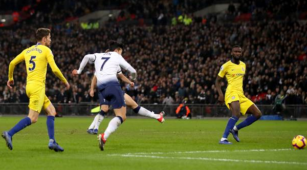 Không thi đấu, Son Heung-min vẫn vinh dự nhận 2 giải thưởng cao quý - Bóng Đá