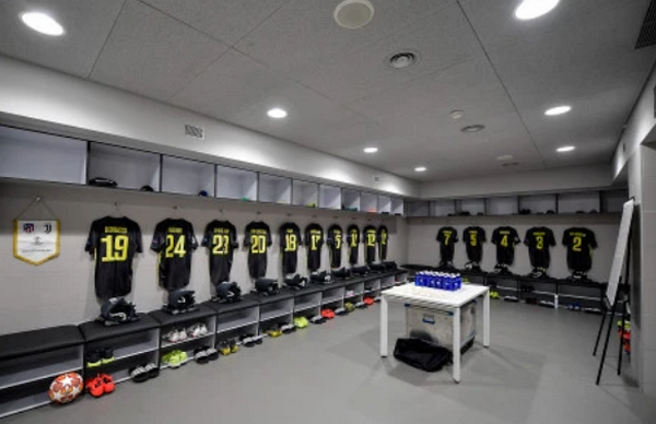 Phòng thay đồ của Liverpool và Tottenham trong trận chung kết - Bóng Đá