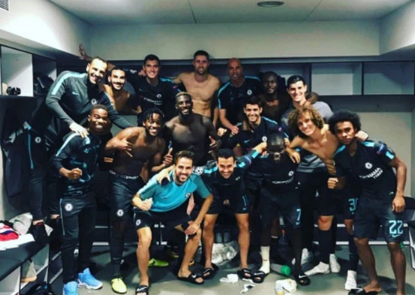 Phòng thay đồ của Liverpool và Tottenham trong trận chung kết - Bóng Đá