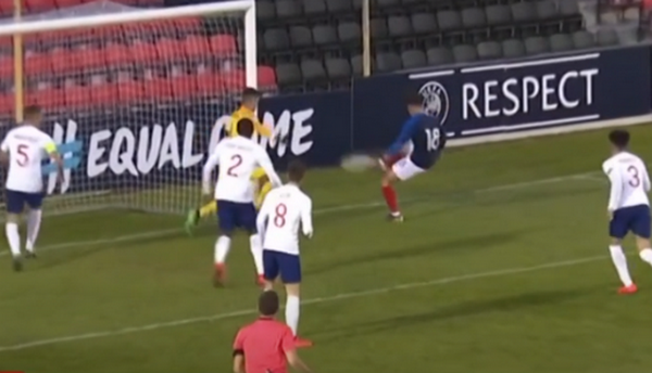 4 trận 9 bàn, tiền vệ trẻ PSG đang 'làm mưa làm gió' tại U17 châu Âu - Bóng Đá