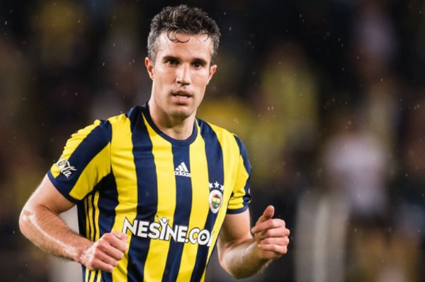 Đây! Chiếc áo Man United-Arsenal 'độc nhất vô nhị' của Van Persie - Bóng Đá