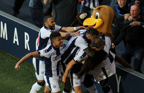 Đấu súng nghẹt thở, CLB Terry lần thứ 2 bước đến 'cổng thiên đường' - Bóng Đá