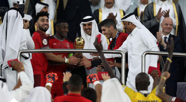 Choáng ngợp! Qatar ra mắt SVĐ tuyệt đẹp cho World Cup 2022 - Bóng Đá