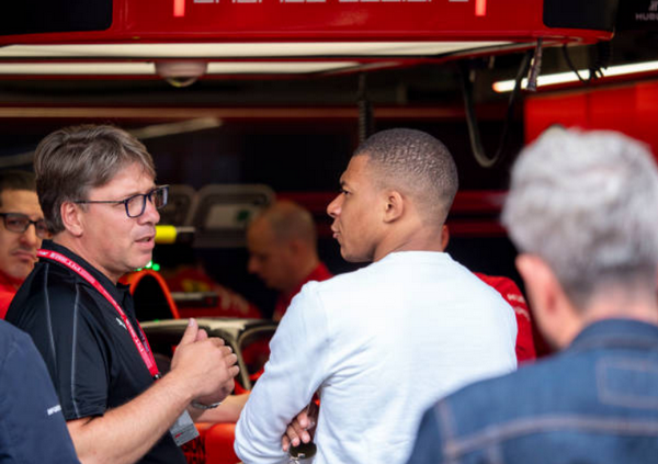 Ligue 1 vừa kết thúc, Mbappe ngay lập tức xuất hiện ở Monaco - Bóng Đá