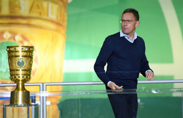 Trắng tay hoàn toàn, CLB này vẫn ăn mừng hoành tráng - Bóng Đá