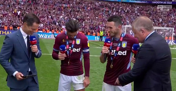 Jack Grealish mang giày rách - Bóng Đá