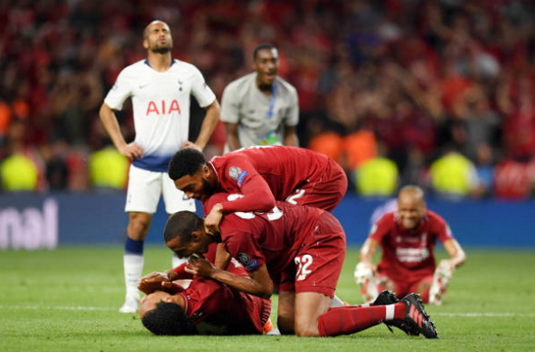 Ảnh sau trận - Bóng Đá