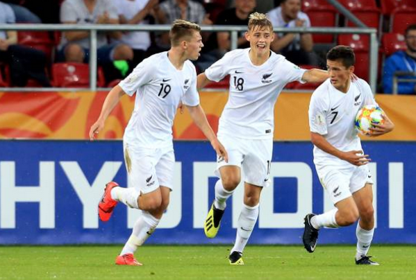 Đấu súng nghẹt thở, 'chứng nhân lịch sử' của Việt Nam cay đắng rời giải (U20 New Zealand) - Bóng Đá