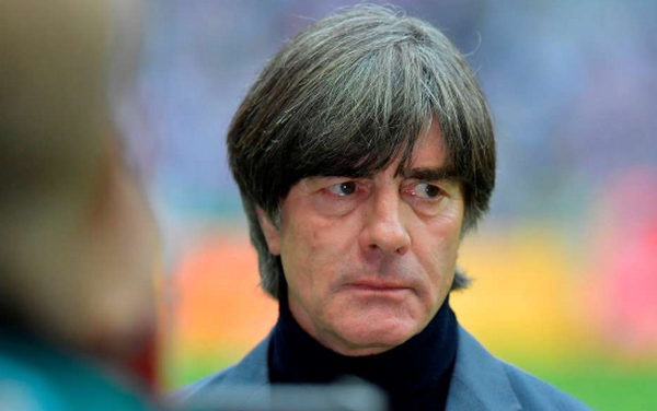 Joachim Low vắng mặt và đây là không khí tại đội tuyển Đức lúc này - Bóng Đá
