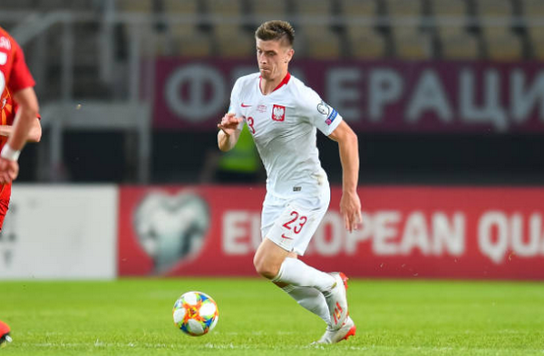 Đàn em liên tục tỏa sáng, Lewandowski không còn là 'số 1' ở Ba Lan - Bóng Đá