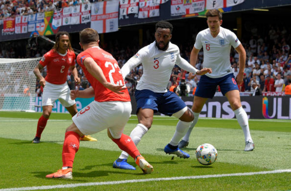 Cởi găng đá 'pen, Pickford mang về huy chương cho Tam sư - Bóng Đá