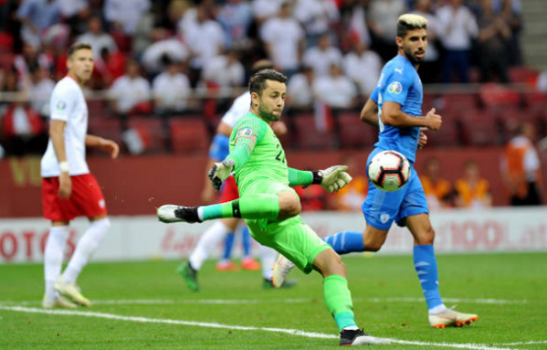 Hủy diệt đội nhì bảng, Lewy và đồng đội quá mạnh vào lúc này - Bóng Đá