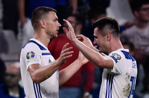 Ảnh sau trận Italia vs Bosnia - Bóng Đá