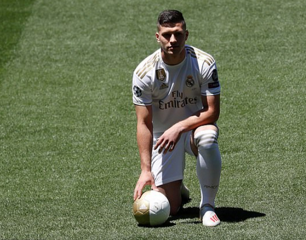 Ảnh Luka Jovic ra mắt Real - Bóng Đá