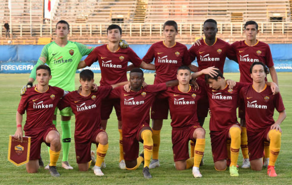 Vô địch không ăn mừng, U15 Roma làm điều bất ngờ với 'nạn nhân' - Bóng Đá