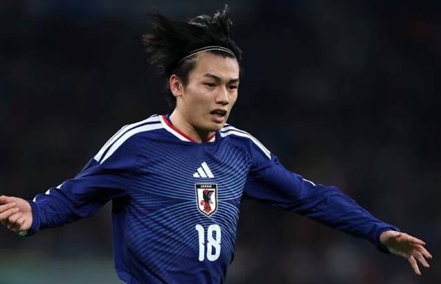 Tài năng của Ueda thu hút các đội bóng lớn ở Ngoại hạng Anh.