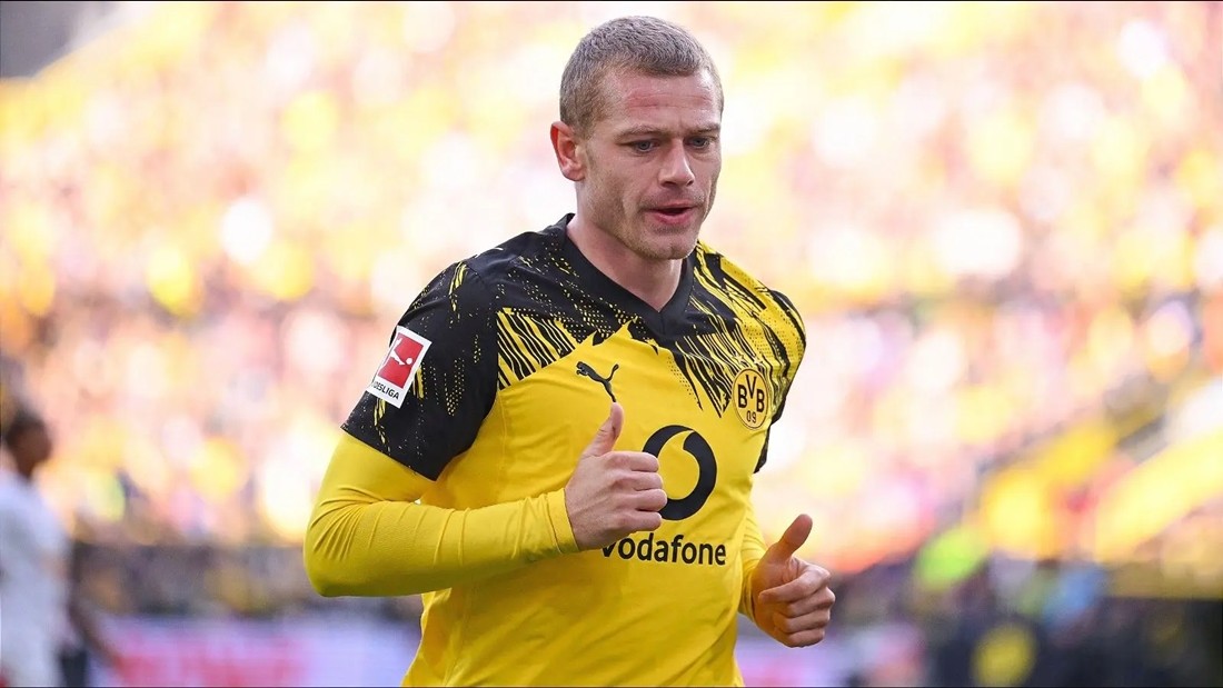 Julian Ryerson được cho là trong tầm ngắm Man Utd.