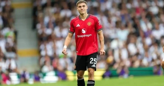 Ugarte không còn chỗ đứng trong đội hình Man Utd,.