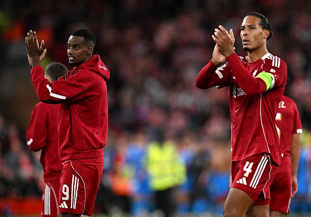 Van Dijk đặt trọn niềm tin vào Isak.