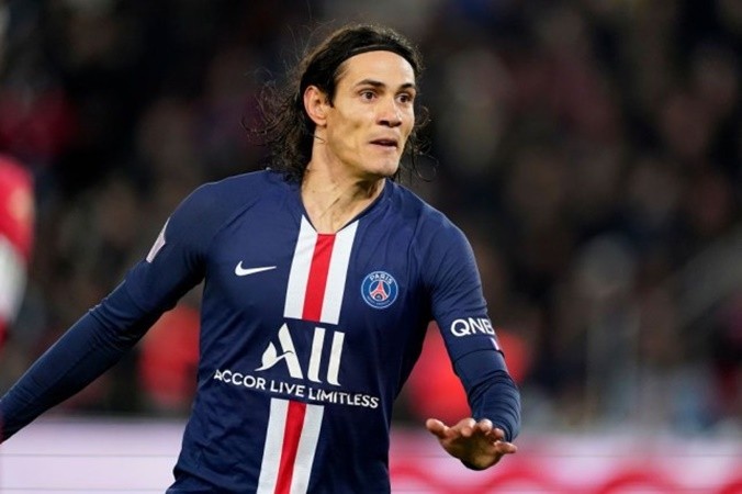 Edinson Cavani 'bids farewell' to PSG teammates as Man Utd miss out on transfer - Bóng Đá
