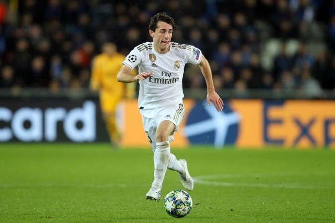 Who is Alvaro Odriozola - Bóng Đá
