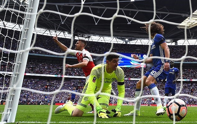 Lịch sử đối đầu giữa Arsenal và Chelsea tại các trận chung kết (Daily Mail) - Bóng Đá