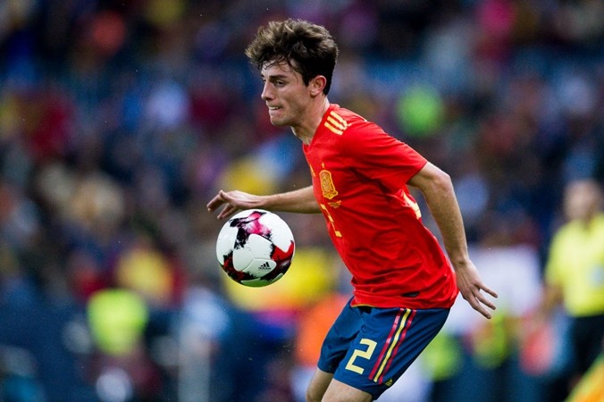 Who is Alvaro Odriozola - Bóng Đá