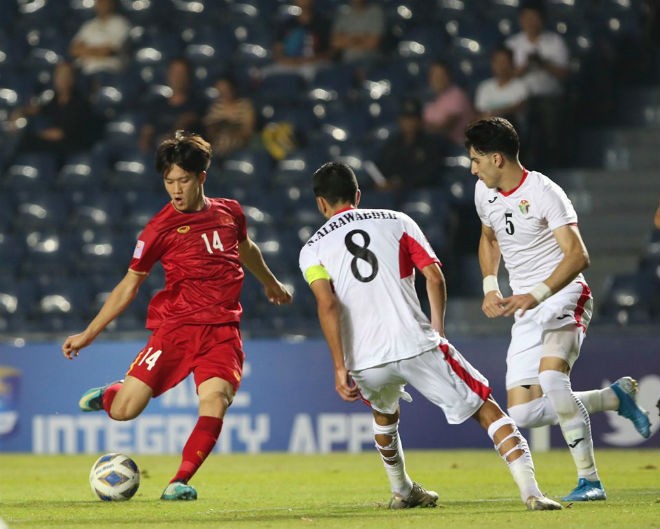 Báo Jordan: Cậu ấy quá xuất sắc, U23 Việt Nam thật may mắn khi giữ sạch lưới - Bóng Đá