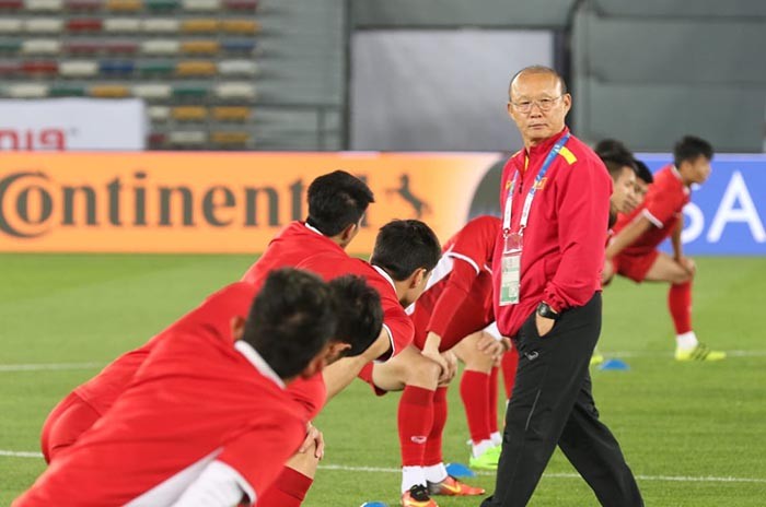 HLV Park Hang-seo:  - Bóng Đá