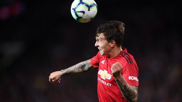 Vợ Lindelof hạ sinh - Bóng Đá