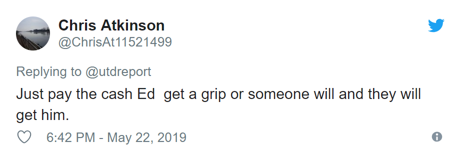 Manchester United fans react to Wan-Bissaka bid - Bóng Đá