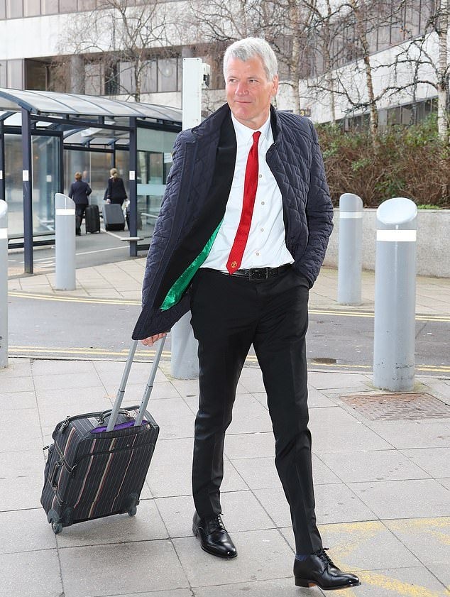 Sir Alex theo chân MU đến Pháp - Bóng Đá