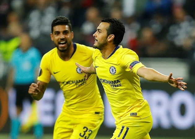 Man Utd ace Angel Gomes' view on new contract amid Chelsea and Barcelona transfer interest - Bóng Đá