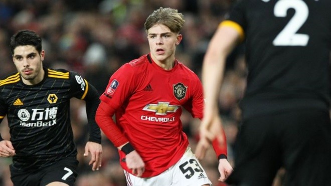 Brandon Williams makes left-back spot his own at Manchester United - Bóng Đá