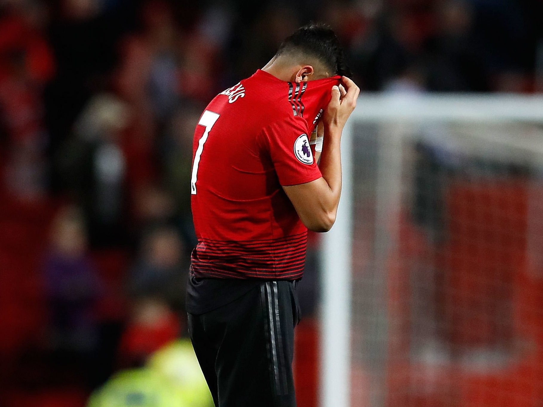 10 thủ thành xuất sắc nhất Champions League sau vòng bảng - Bóng Đá