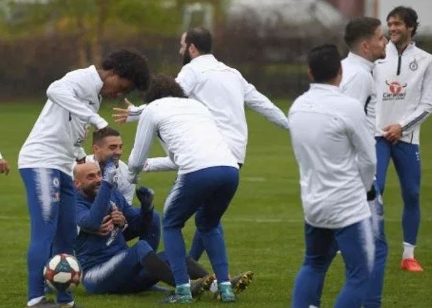 Chelsea train at Harvard University ahead of post-season friendly as Giroud and Azpilicueta reveal favourite goals for club - Bóng Đá