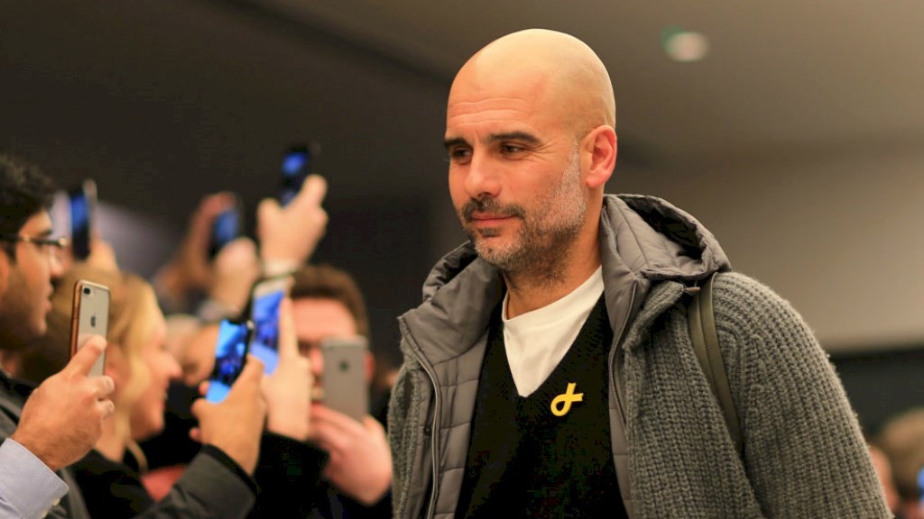 Phân biệt chủng tộc gia tăng, Guardiola đưa ra nhận xét nặng nề - Bóng Đá
