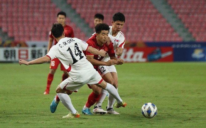 Báo châu Á: Tiến Dũng đã 